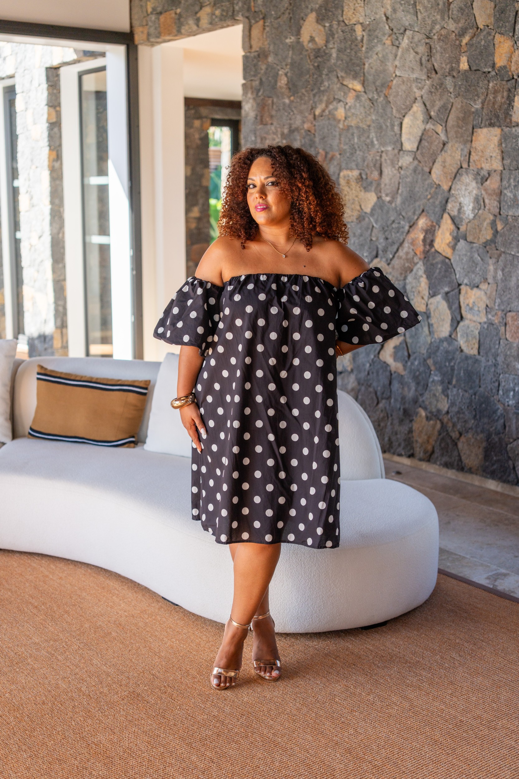 Robe courte &agrave; pois